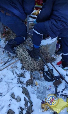 В Кохме женщина провалилась в открытый колодец со зловонной жижей